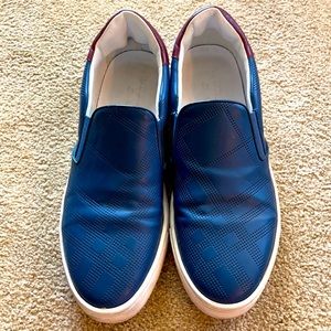 Men’s Burberry boat shoes